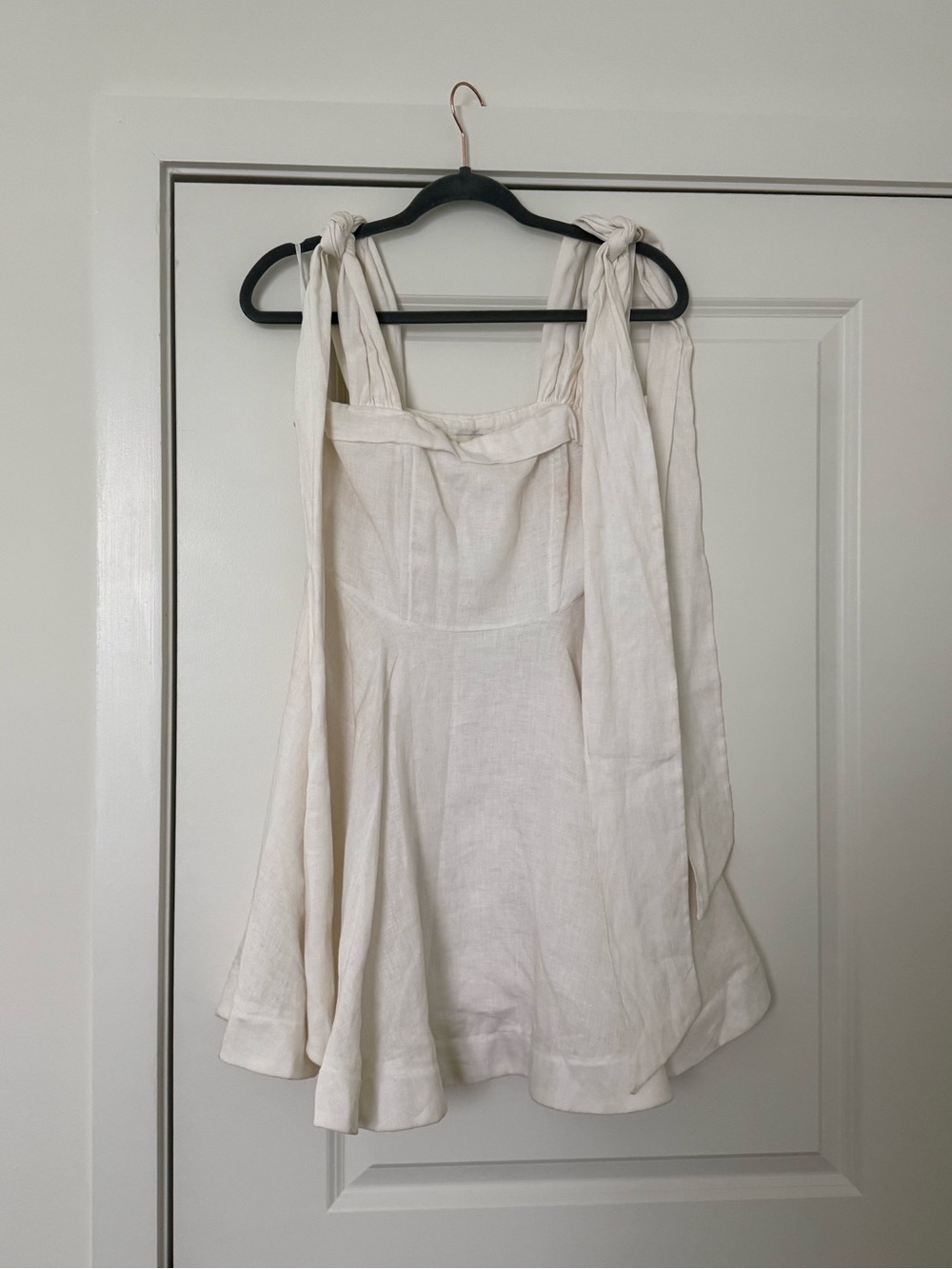 DISSH White Linen Bow Mini Dress